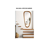 Specchio Mirror